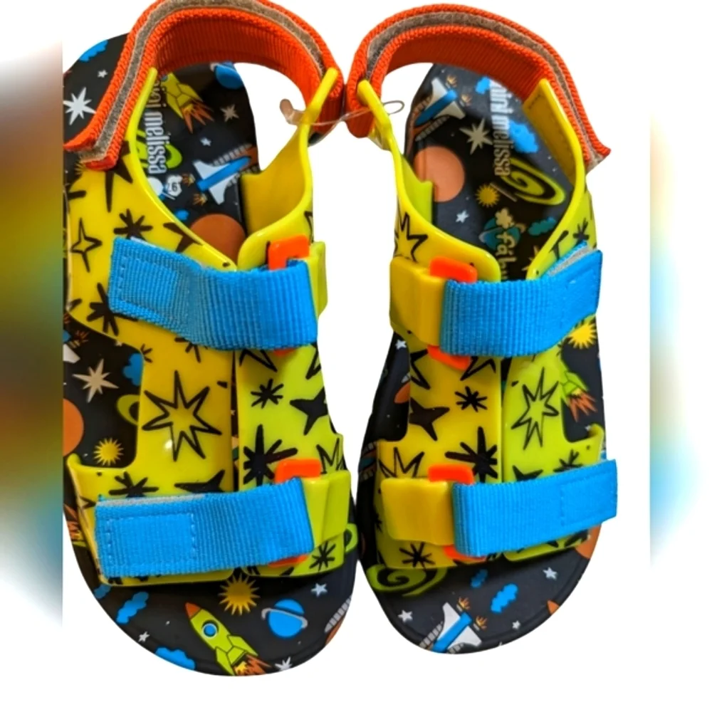 Kids Ping Pong Fabula Sandals....Size 3